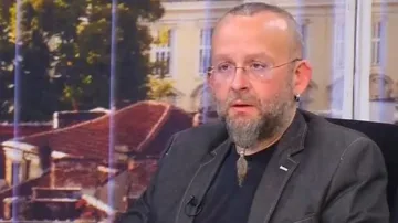 Нов роман на хитов БГ писател буни духовете