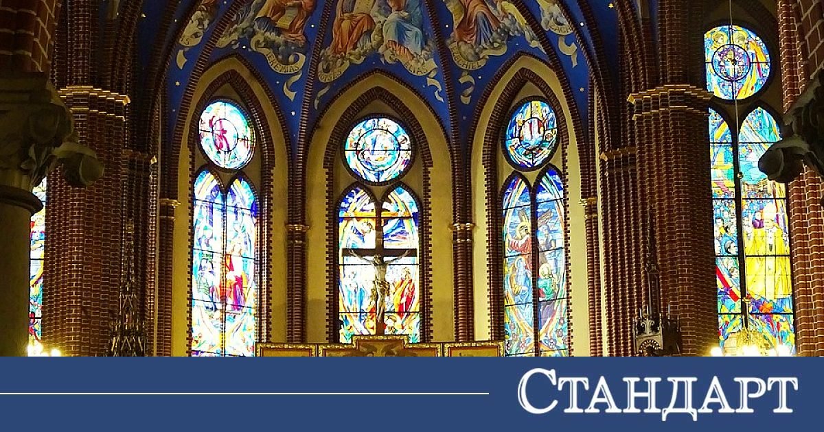 Светъл понеделник е! Ново духовно начало, а момците „поливат“ момите с вода