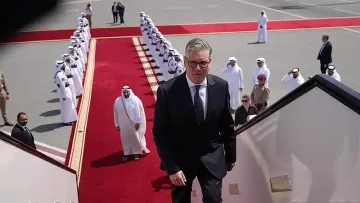 Великобритания няма да участва в блокадата на протока