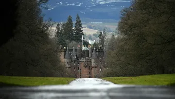 Продават на търг 100-годишно вино от замъка с духове на Макбет и Кралица Елизабет 