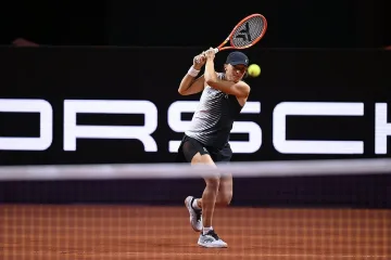 Ига Швьонтек тръгна уверено в Щутгарт, Андреева и Сьонмез разтърсиха схемата