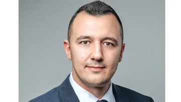 Габриел Вълков пред СТАНДАРТ: Държавата трябва да застане до хората