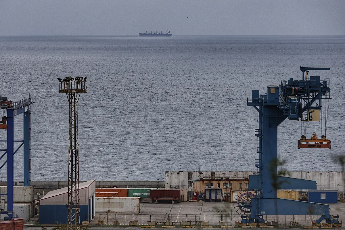 380 000 без ток след руски удари в Одеска област