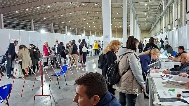 Екшън и чували с бюлетини в Пловдив. Защо е битката