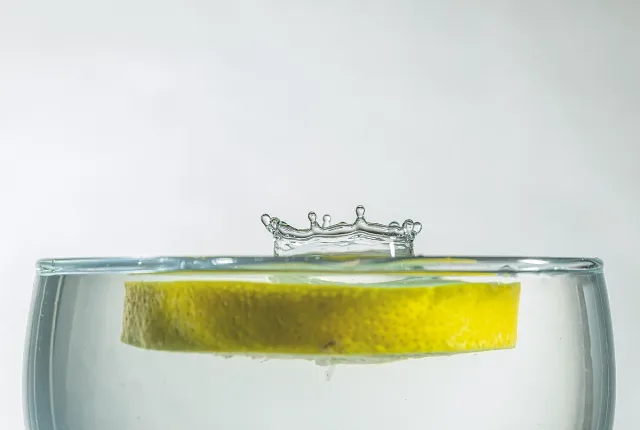 3 полезни свойства на водата с лимон за здравето