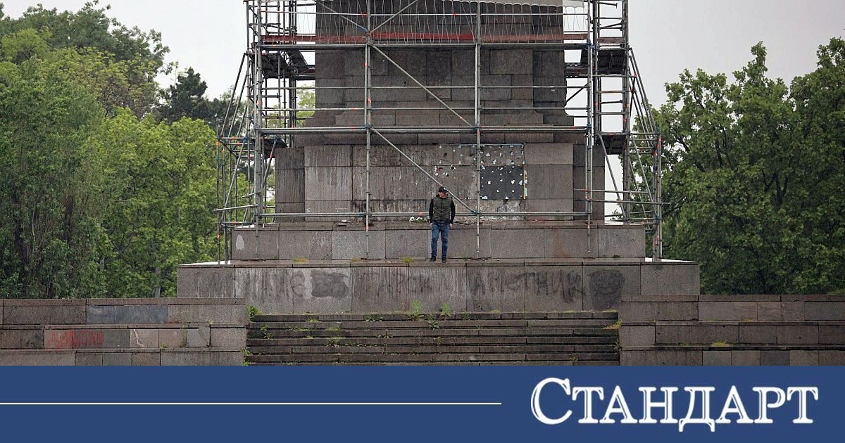 Демонтажът на Паметника на Съветската армия влиза в нов етап