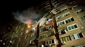 Нощ на ужас в Днепър. Руска атака уби двама, има ранени и изчезнал