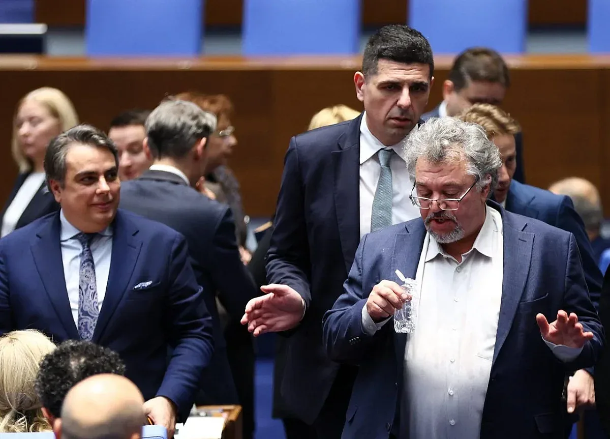 Земетресение в "Промяната". Раздор заради Манол Пейков