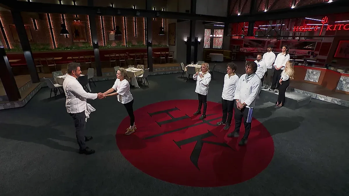 Шеф Ангелов не прощава - с един куршум два заека