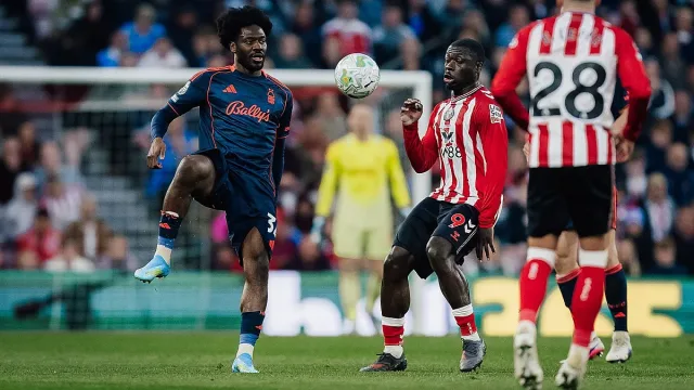 Нотингам унищожи Съндърланд и притисна Тотнъм до стената