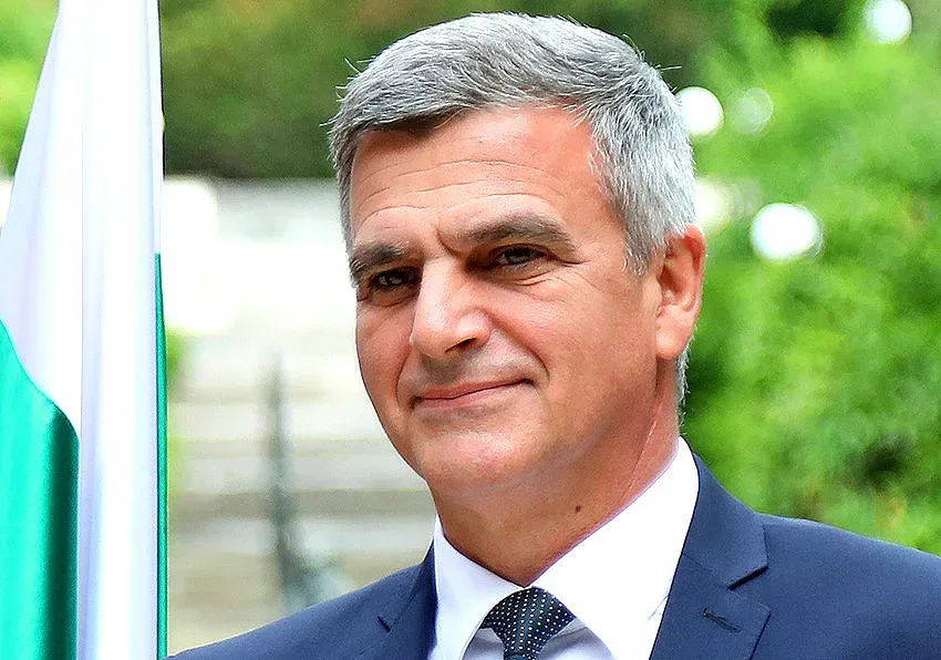 Стефан Янев - генералът дипломат