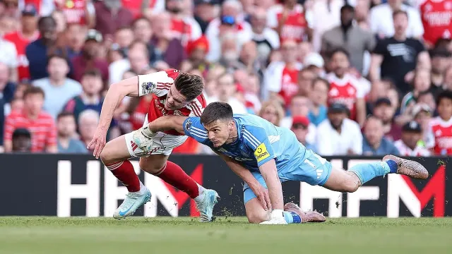 Арсенал удари Нюкасъл и си върна върха в Англия