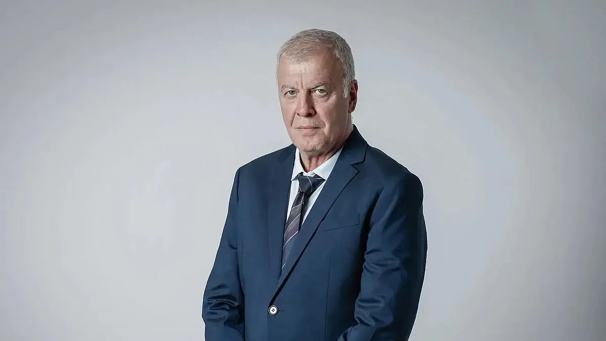 Левски поздрави Сираков, легендата навърши 64 години