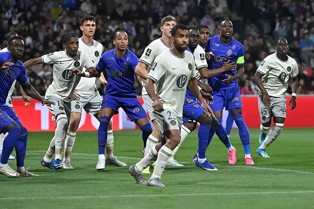 Късна драма спаси Тулуза, Монако изпусна победата