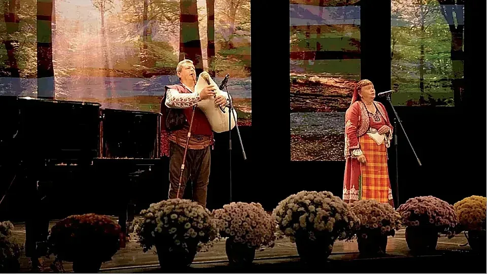 Спектакълът за Чудесата! Валя Балканска вдига Бургас