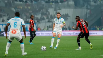 Марсилия се подхлъзна срещу Ница. Реми усложни битката за Европа