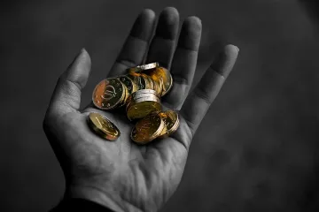 Колко евро са нужни за трима на месец