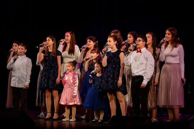 Вокална студия „Траяна глас“ представя годишния си концерт в Стара Загора   