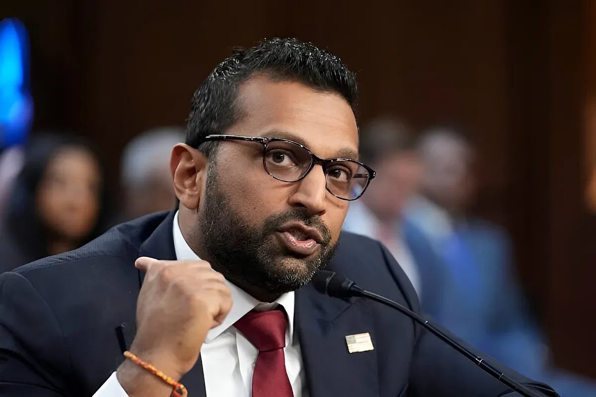 Стрелбата на метри от Тръмп води до спешен преглед на службите