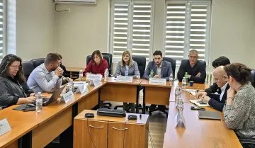 БАБХ зарадва българите. Олиото от аржентински слънчоглед напуска страната