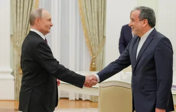 Русия застава твърдо до Иран, докато дипломацията буксува