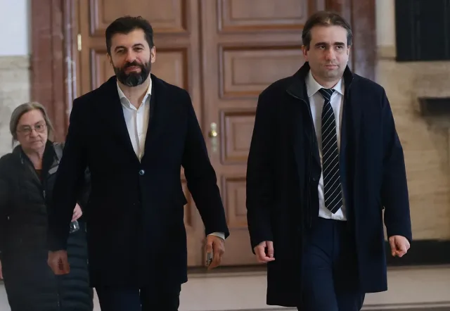 Съдът с нов опит за старт на делото срещу Петков и Божанов