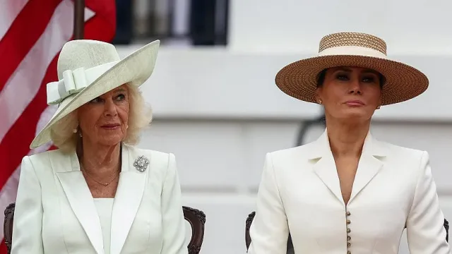 Изцяло в бяло! Мелания и Камила събраха погледите (СНИМКИ)