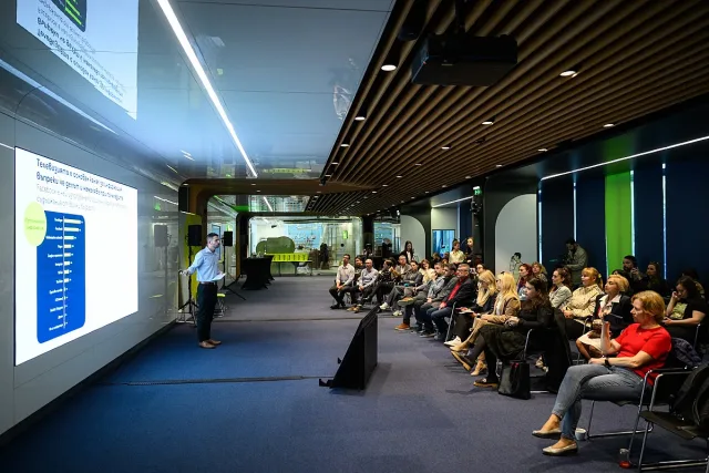 Истината под въпрос: Българите вярват на новини по усет, а фалшивите дебнат навсякъде