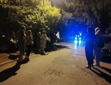 Среднощен екшън в София! Хората изскочиха уплашени навън