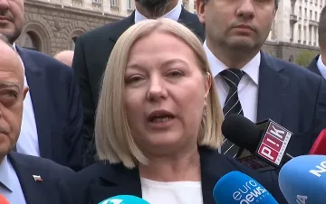 Големият развод! ПП и ДБ на нож в парламента