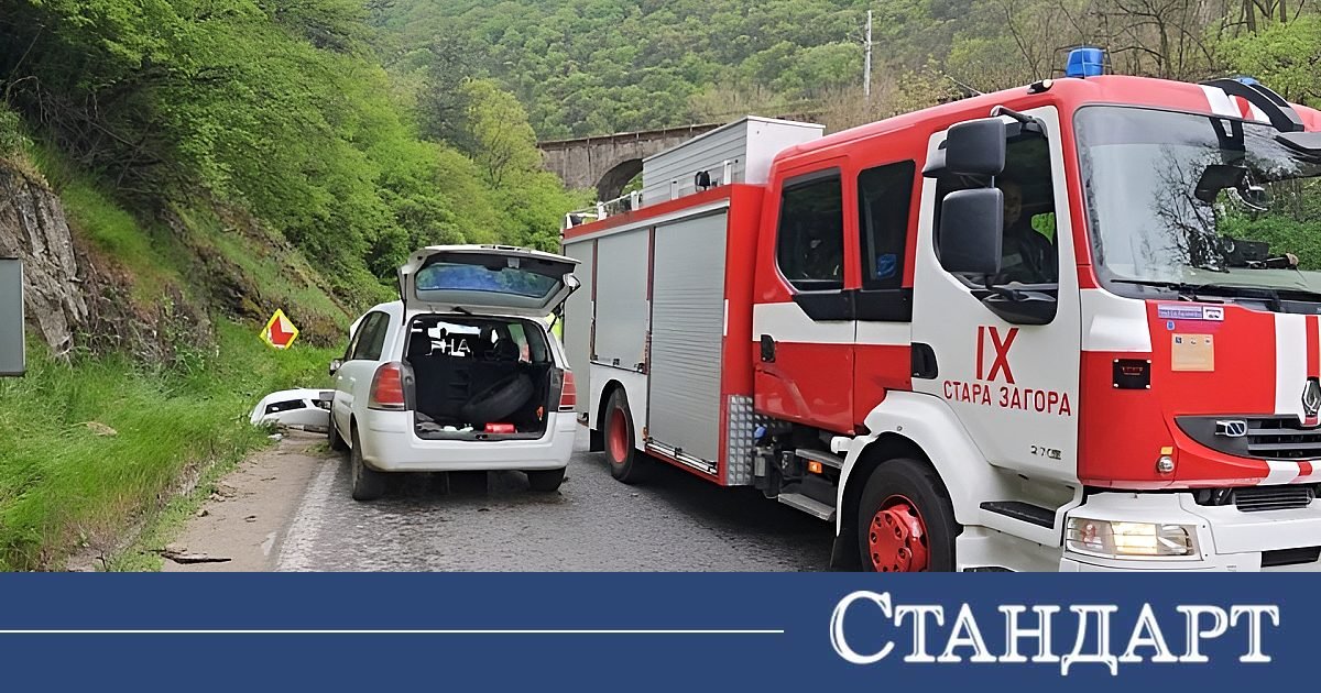 Шофьор избяга след тежка катастрофа! Полицията го издирва