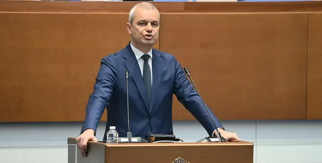 Костадинов поиска връщане на лева