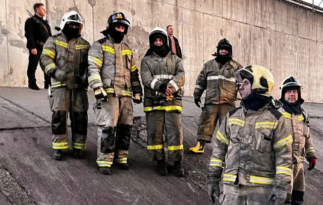 Огън в руско пристанище, разрушения в Одеса след масирани атаки с дронове