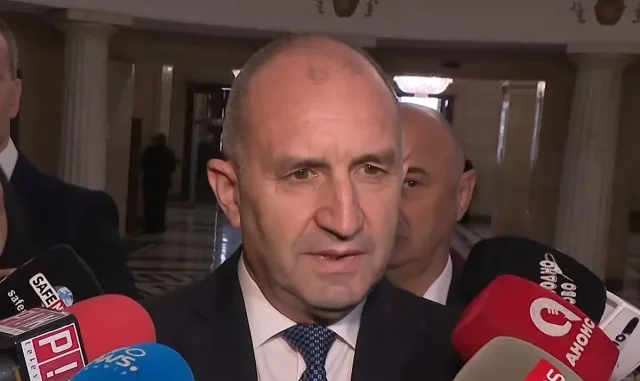 Анализатори: Новият парламент размества пластовете, Радев печели позиции