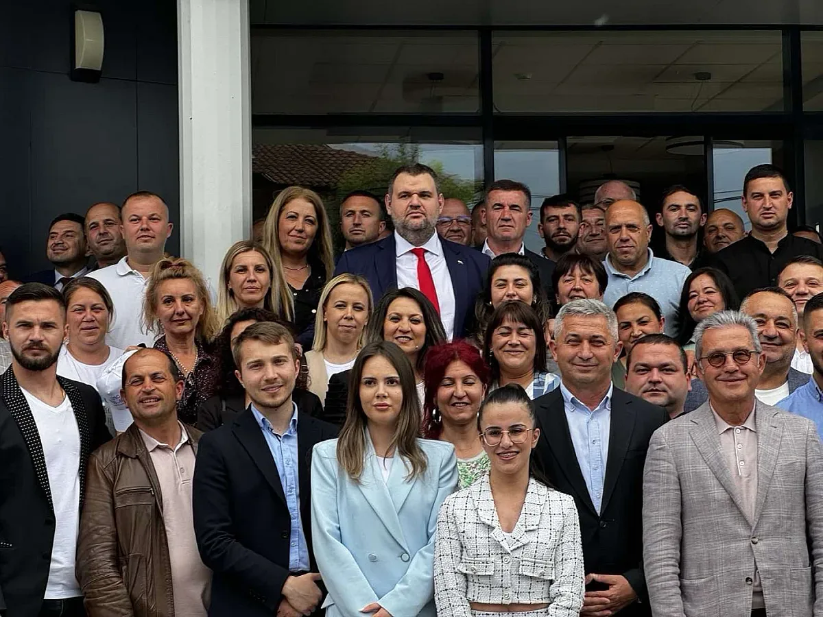 Пеевски от Хасково: Можем да направим още повече - да отваряме работни места, да виждат смисъл младите да бъдат в ДПС