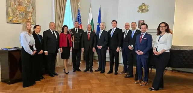 Какво прави МВР в САЩ? Скандалната визита