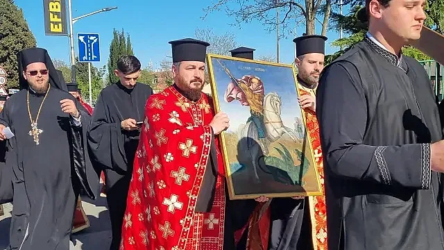 Чудо в Поморие! Опашки пред мощите на Св. Георги