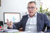 Страшен проблем с децата! Легендарен директор бие аларма