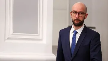 Има ли пари в държавата? Истината от финансовия министър
