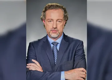 Кой е Иво Христов, вицепремиерът на Радев?
