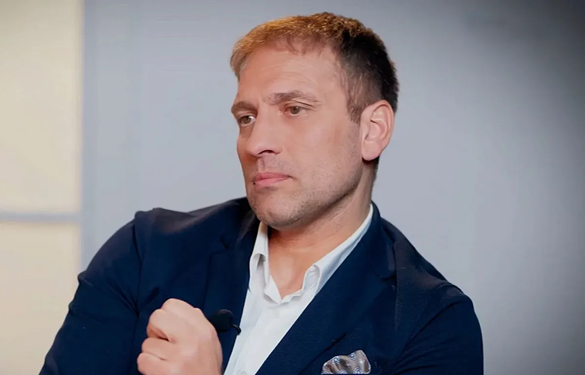 „Съпругата ми ме влачеше до леглото“: Стилиян Петров с разтърсваща изповед