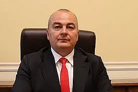 Министър каза как ще се спират мошениците с храните