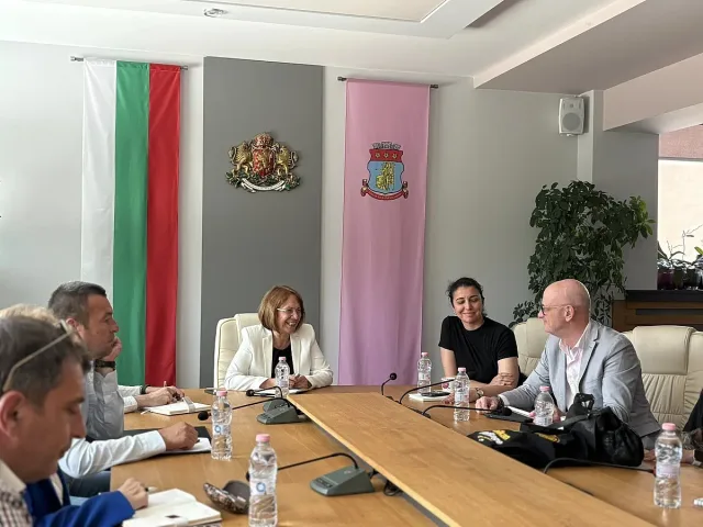 Експертът към ЮНЕСКО д-р Ранд Епих: Археокомплексът запазва историята и културата на тракийските царе  