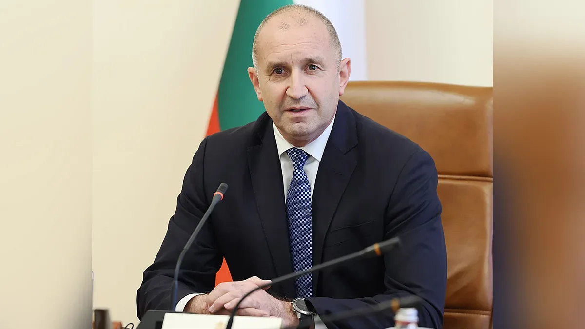 Радев свиква извънредна среща за цените и храните