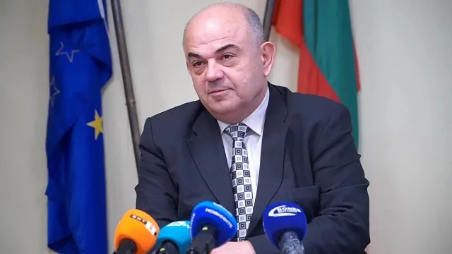  Владимир Иванов пред СТАНДАРТ: Молим се да няма късни студове!