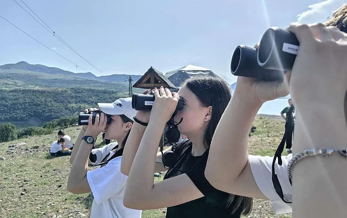 „Диво училище“ на Фондация „По-диви Родопи“ учи децата как да опазват природата