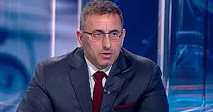 Спецов: България има исторически шанс да си купи „Лукойл“