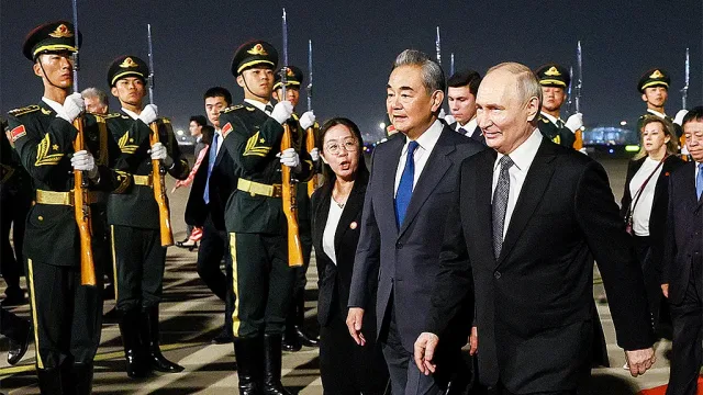 Всички погледи към Пекин. Путин и Си на 4 очи