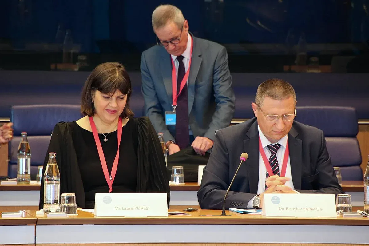 Сарафов рамо до рамо с Кьовеши на важна среща на прокурори