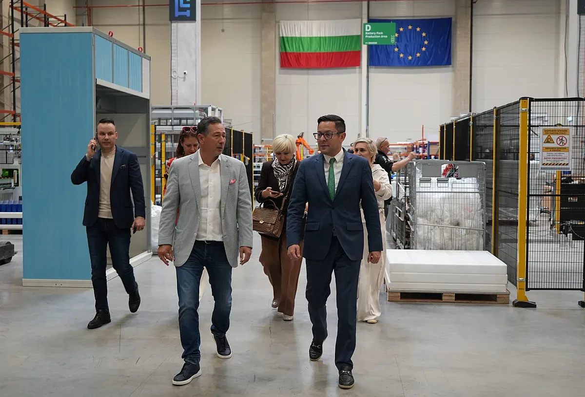 Вицепремиер с решителен ход. Ново звено в подкрепа на бизнеса